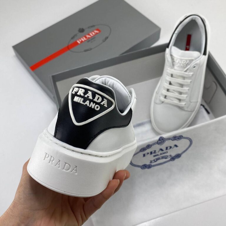 prada ayakkabi contrast heel sneakers
