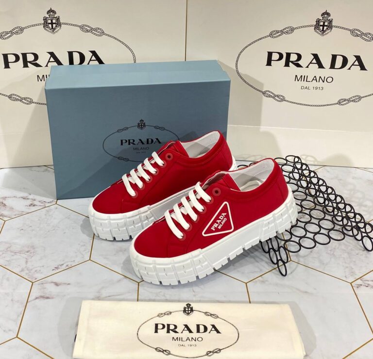 prada ayakkabi kirmizi gabardine