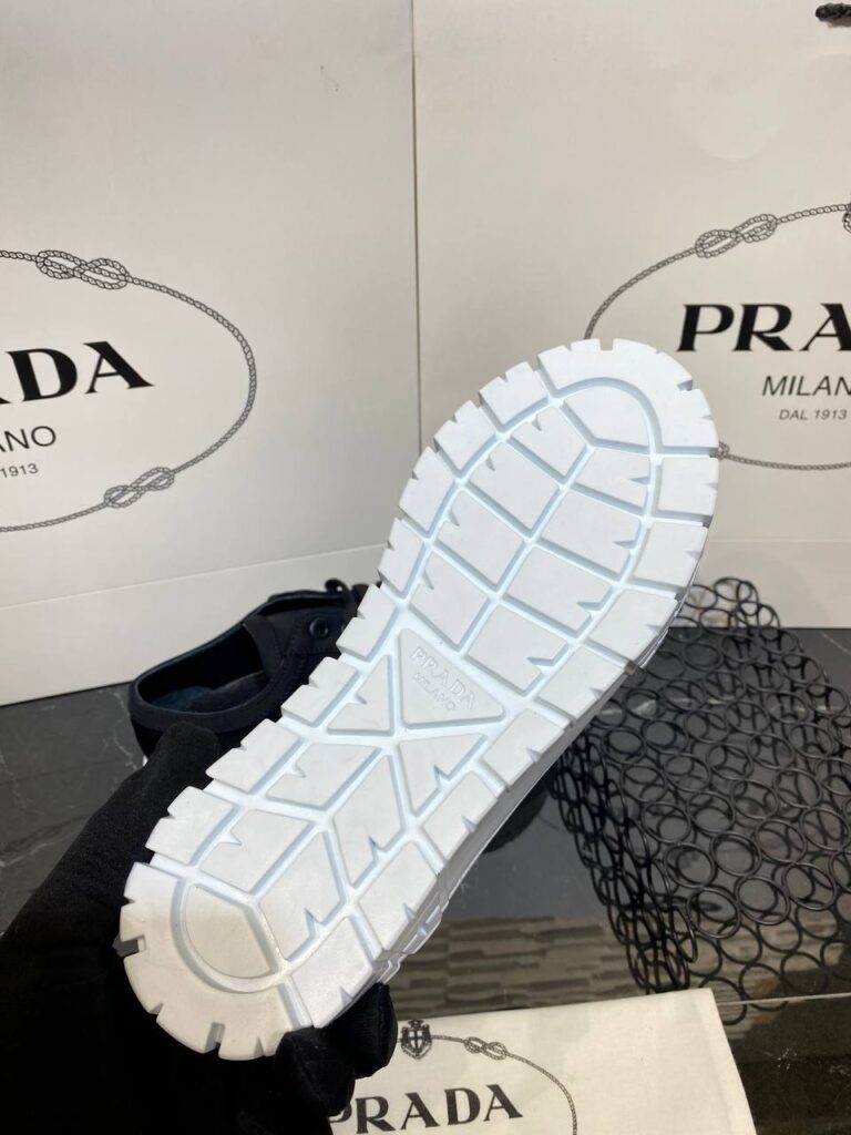 prada ayakkabi lacivert sari logo gabardine