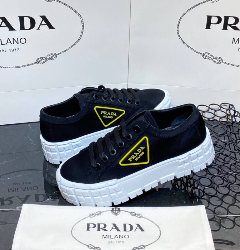 prada ayakkabi lacivert sari logo gabardine
