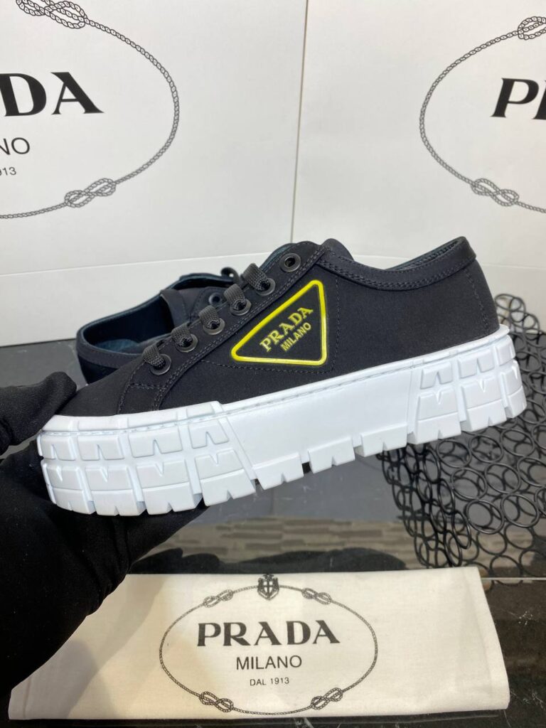 prada ayakkabi lacivert sari logo gabardine