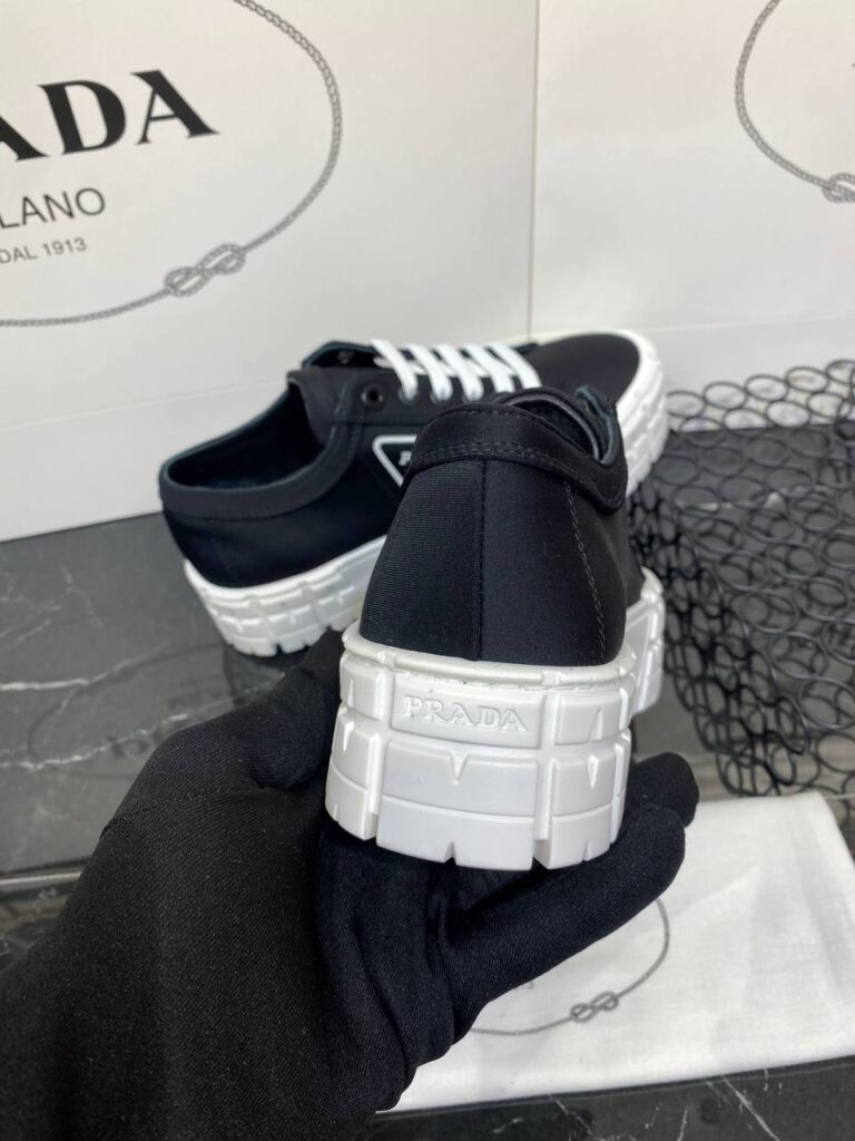 prada ayakkabi siyah gabardine