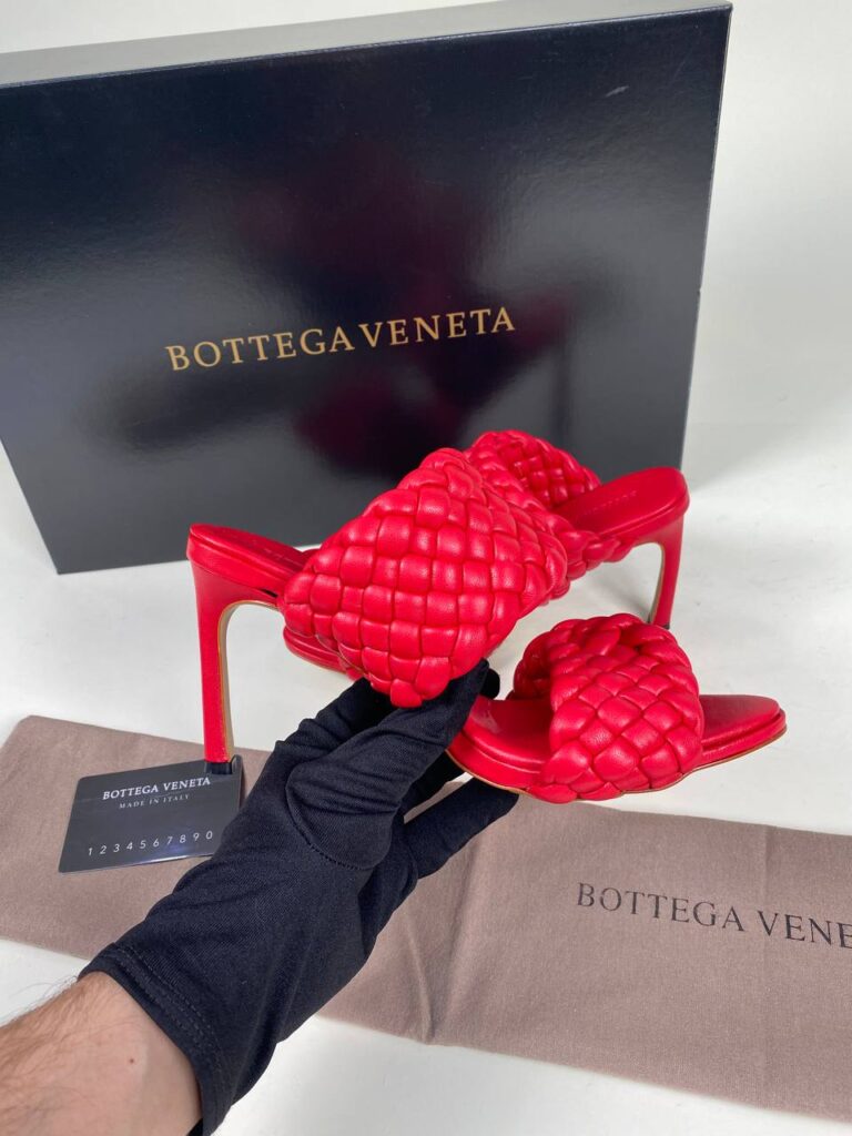bottega veneta ayakkabi deri kirmizi terlik topuk 10 cm