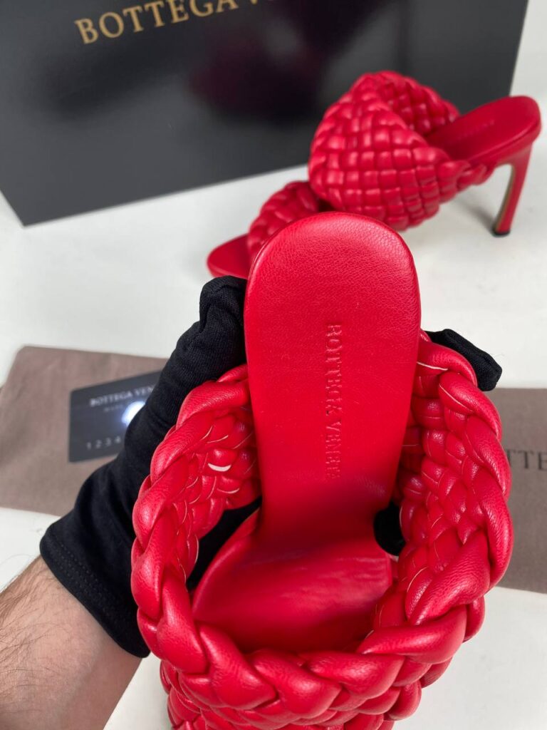 bottega veneta ayakkabi deri kirmizi terlik topuk 10 cm