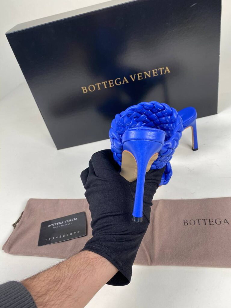 bottega veneta ayakkabi deri saks mavi terlik topuk 10 cm