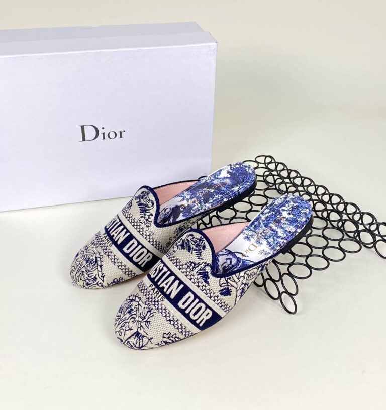 christian dior nakisli lacivert bej terlik 2021
