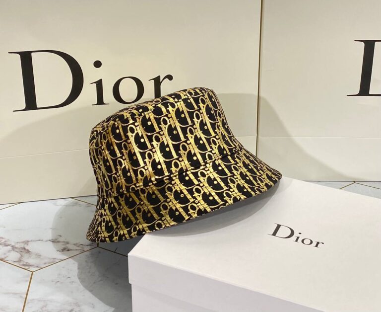 christian dior sapka siyah gold 2021 yaz