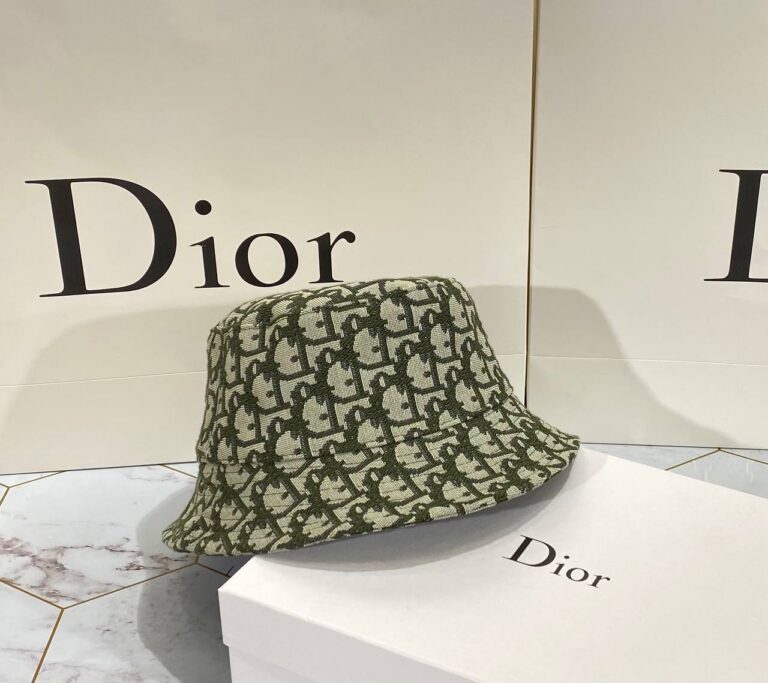 christian dior sapka yesil
