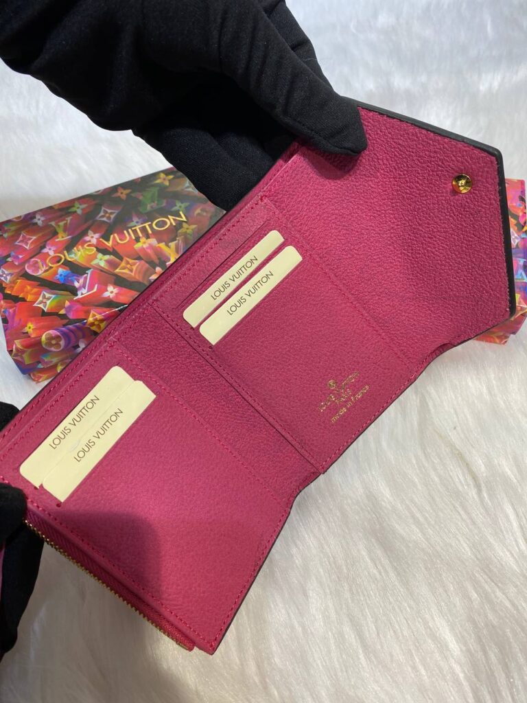 louis vuitton canta victorine fusya kucuk cuzdan