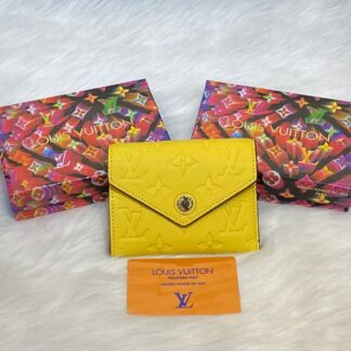 louis vuitton canta victorine sari kucuk cuzdan