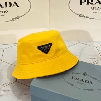prada sapka sari 2021 yaz