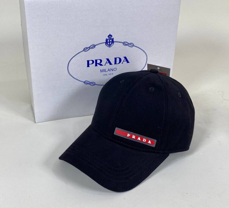 prada sapka siyah