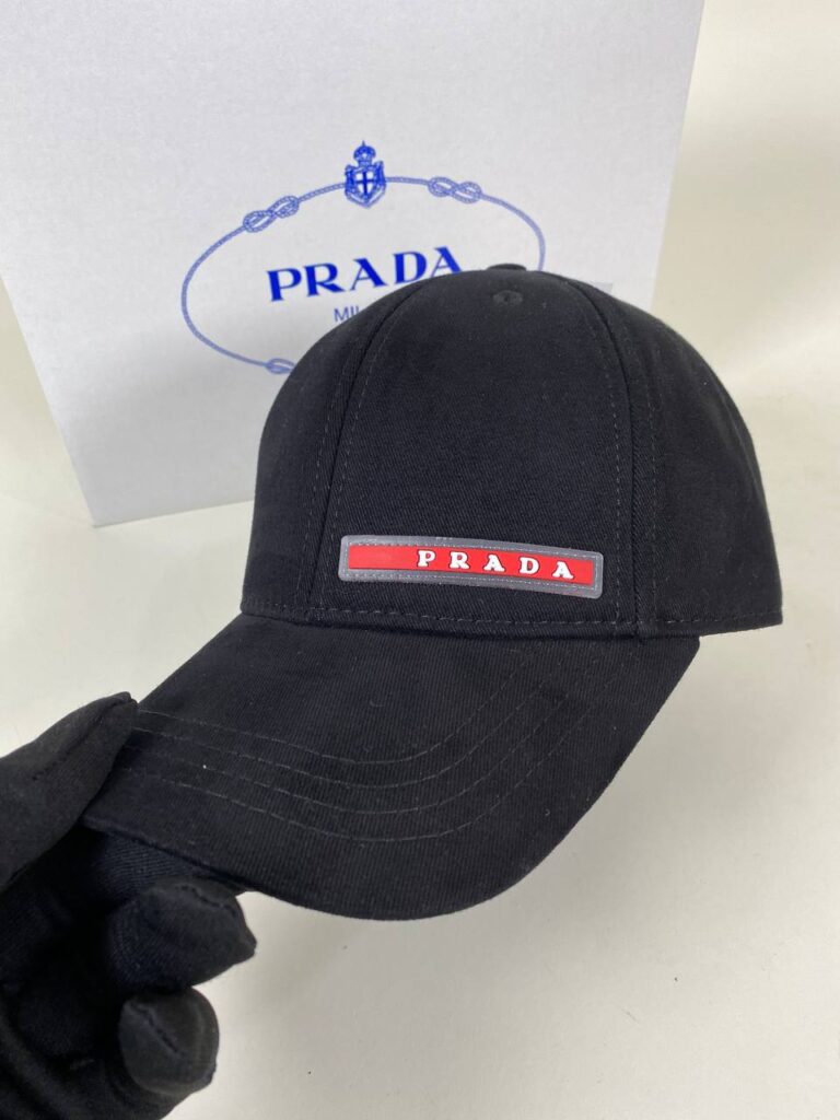 prada sapka siyah
