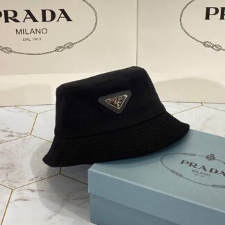 prada sapka siyah 2021 yaz