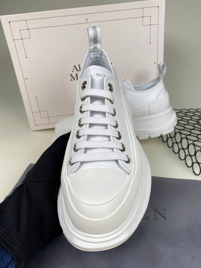 alexander mcqueen ayakkabi tread beyaz sneakers