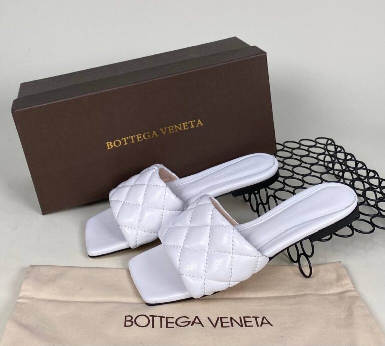 bottega veneta ayakkabi beyaz terlik