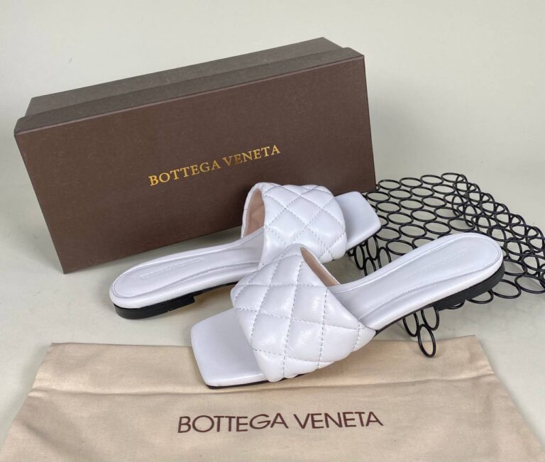 bottega veneta ayakkabi beyaz terlik