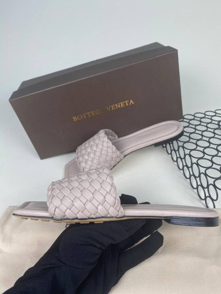 bottega veneta ayakkabi orgulu terlik