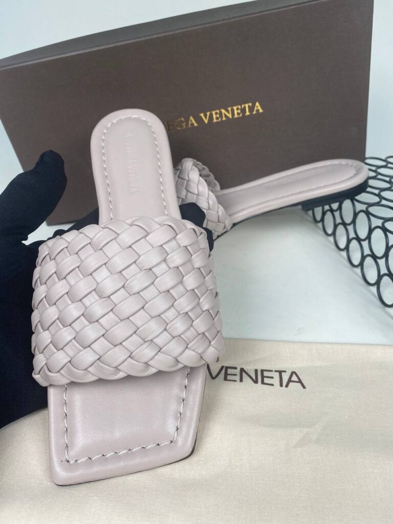 bottega veneta ayakkabi orgulu terlik