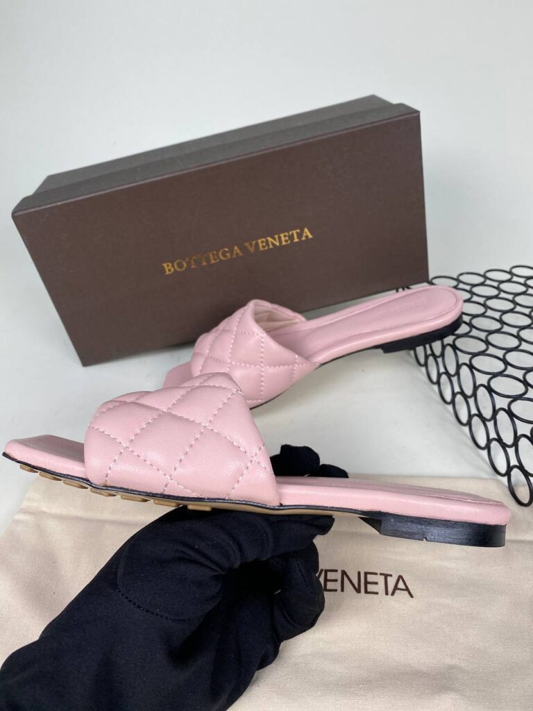bottega veneta ayakkabi pembe terlik