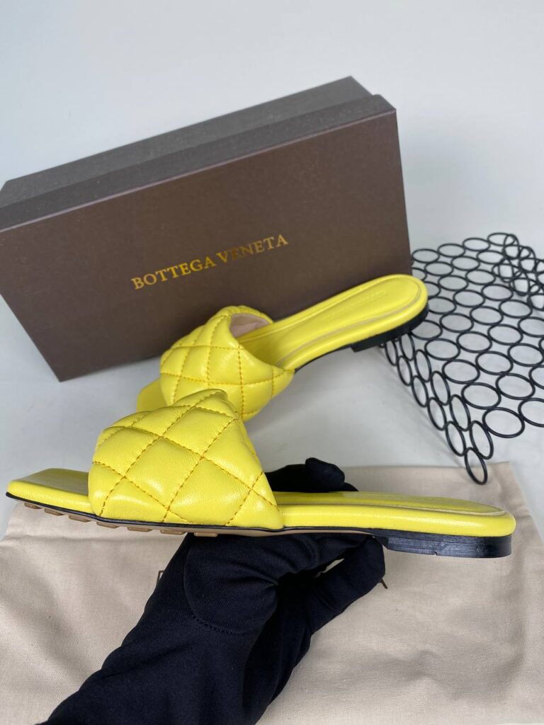 bottega veneta ayakkabi sari terlik