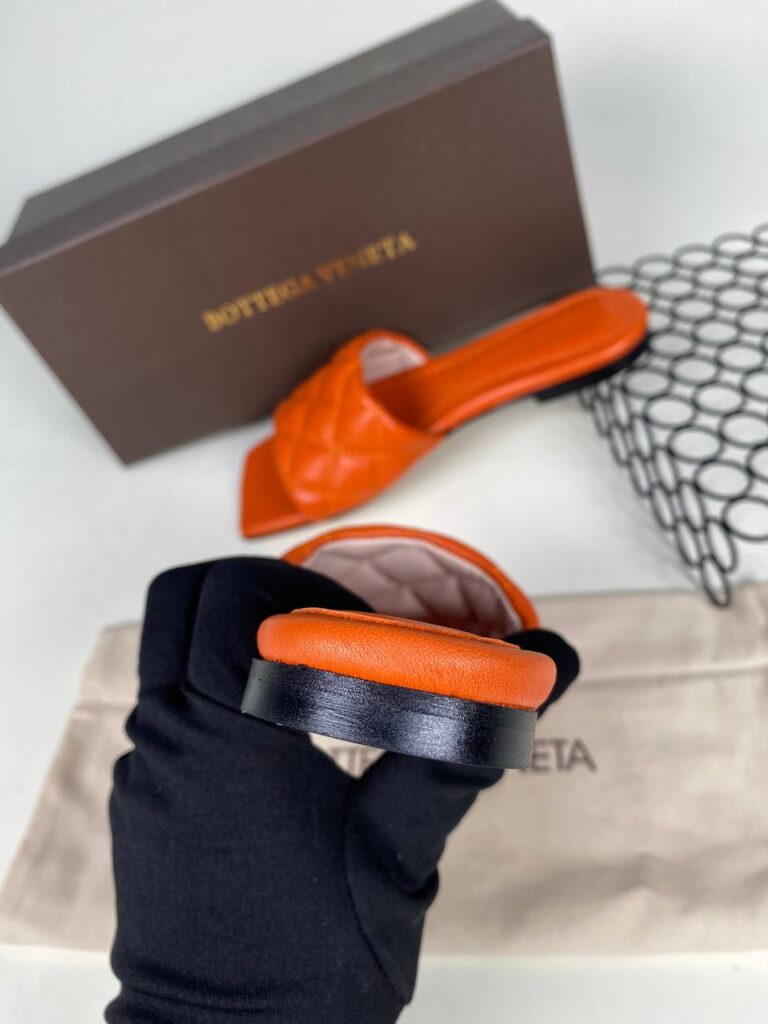 bottega veneta ayakkabi turuncu terlik