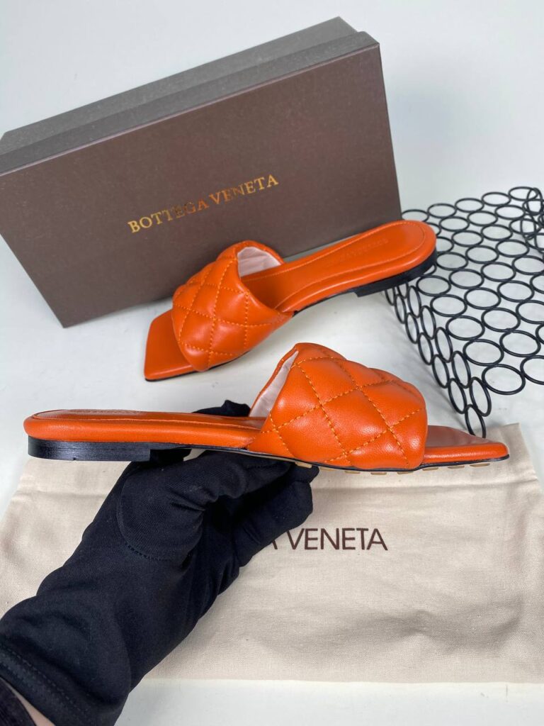 bottega veneta ayakkabi turuncu terlik