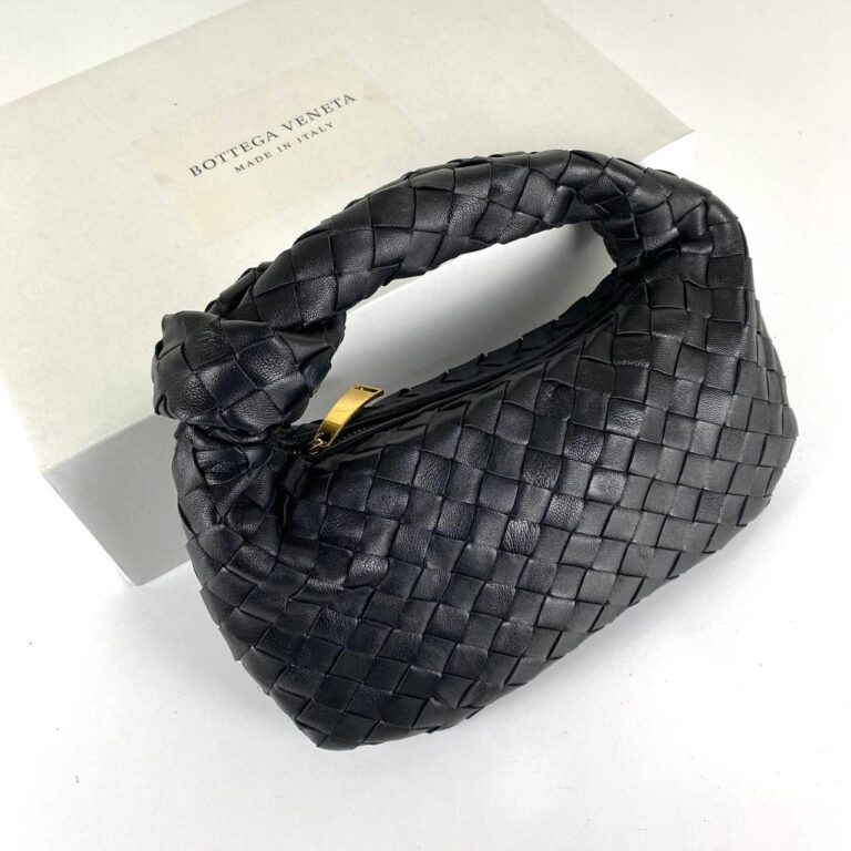 bottega veneta canta jodie mini boy siyah 48x40 cm