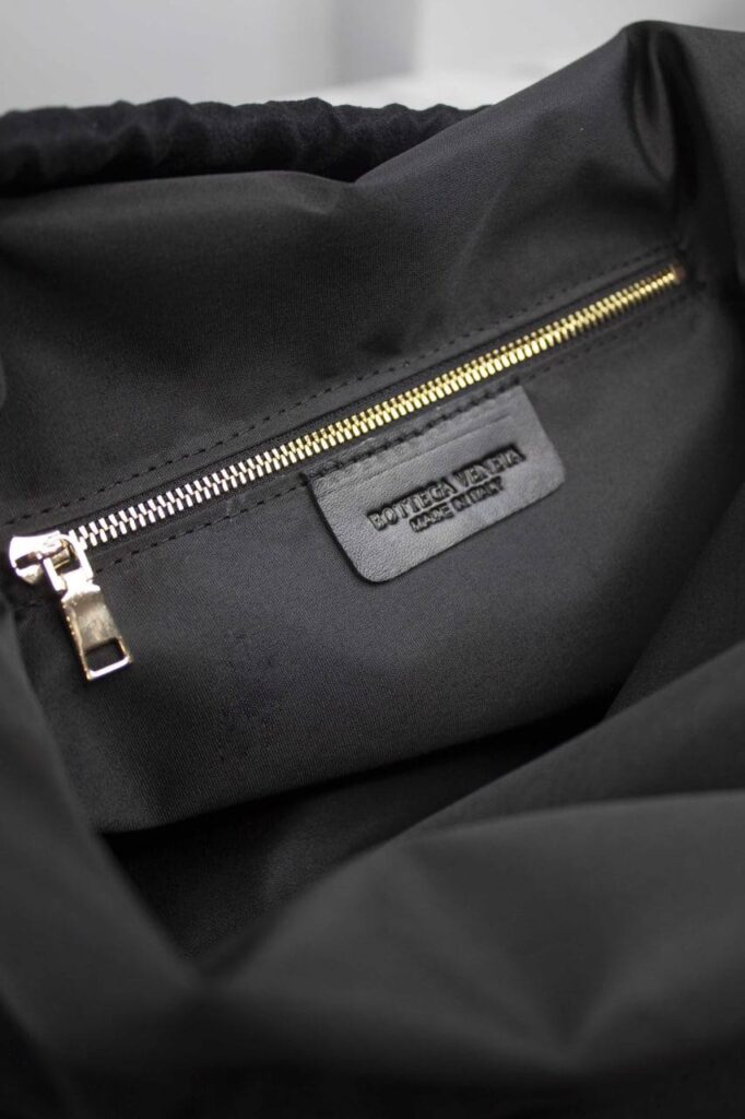 bottega veneta canta shell siyah 40x25 cm