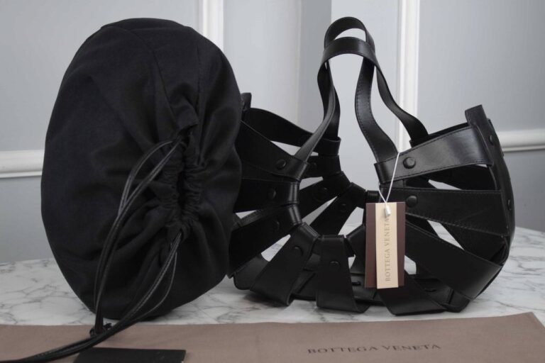 bottega veneta canta shell siyah 40x25 cm
