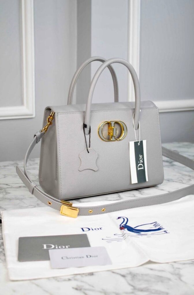 christian dior canta medium st honore tote acik gri 25x19x12 cm