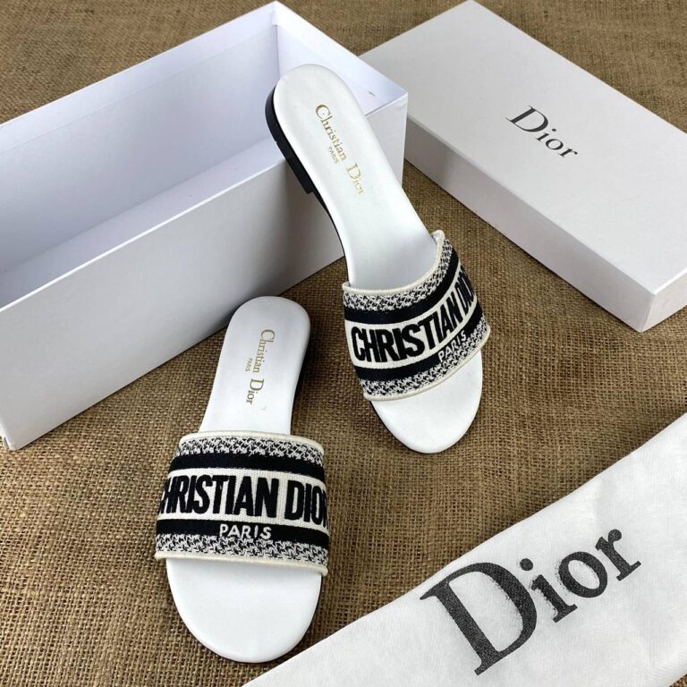 christian dior terlik dway mule beyaz
