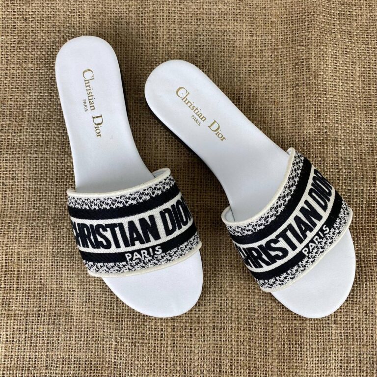 christian dior terlik dway mule beyaz