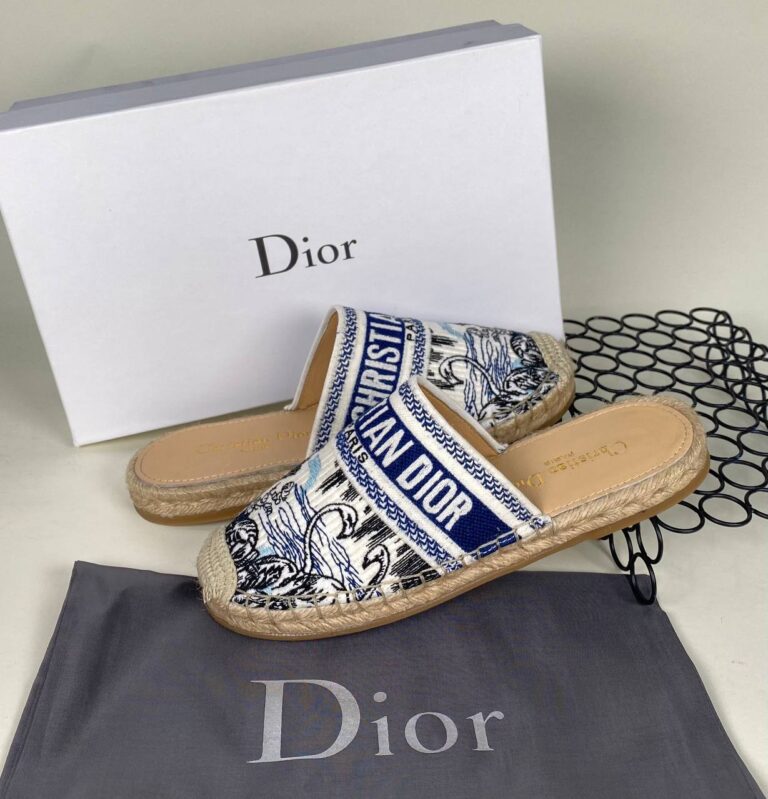 christian dior terlik nakisli beyaz mavi