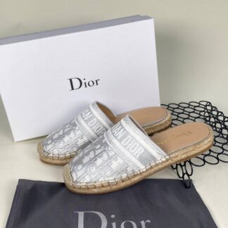 christian dior terlik nakisli gri