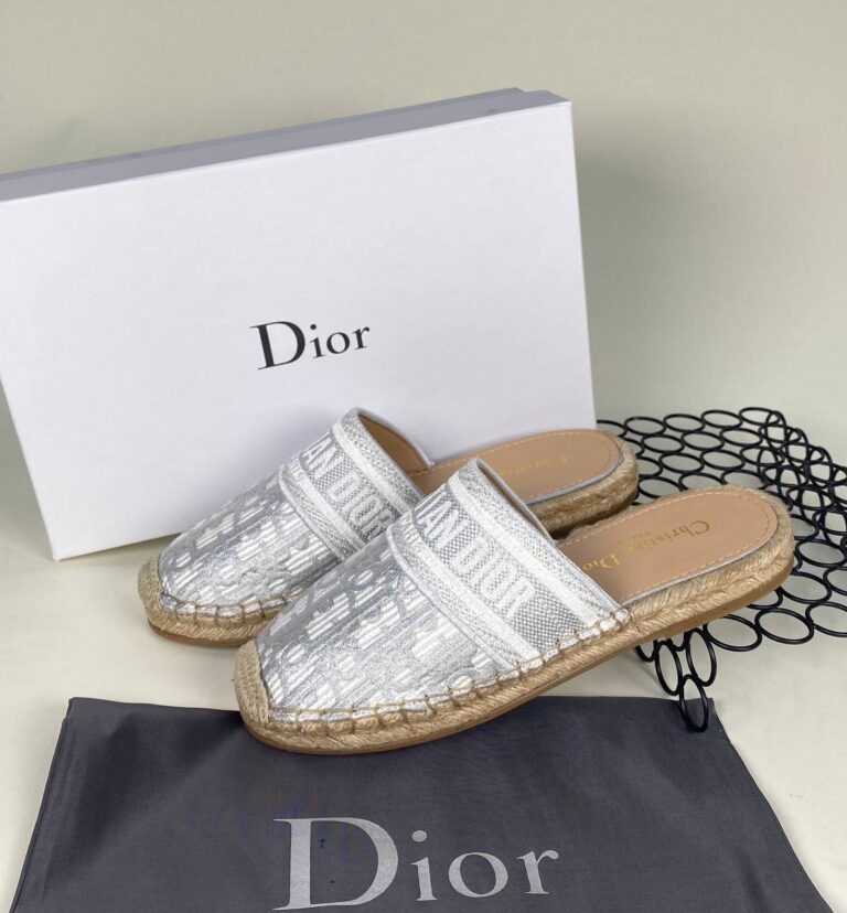 christian dior terlik nakisli gri
