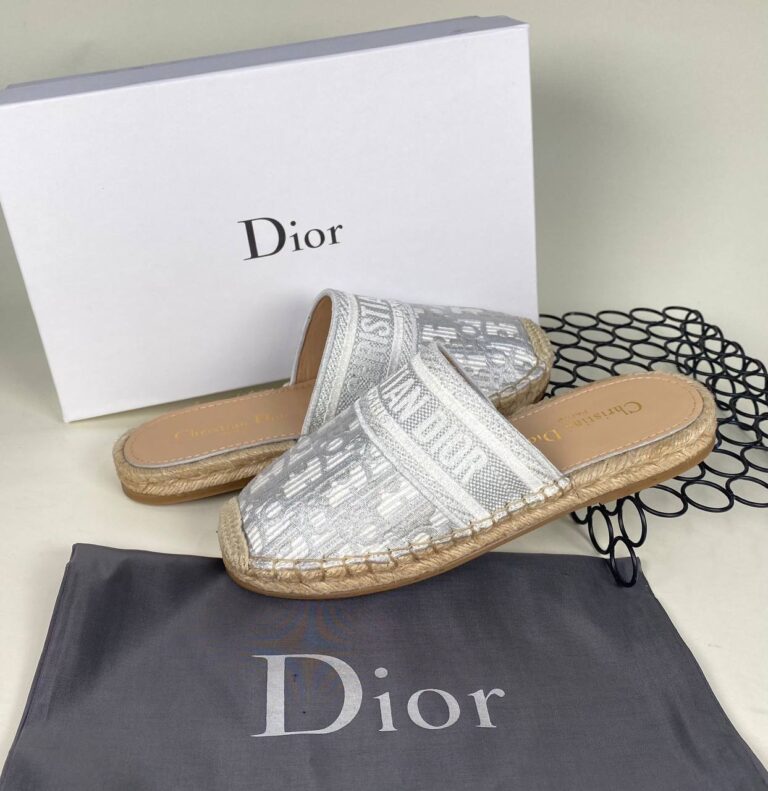 christian dior terlik nakisli gri