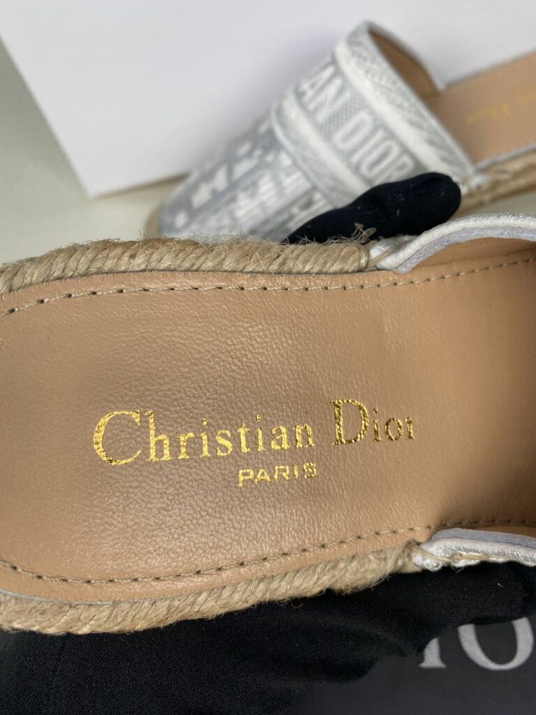 christian dior terlik nakisli gri