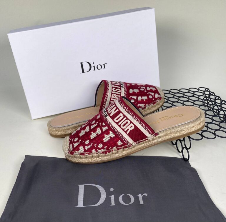 christian dior terlik nakisli kirmizi