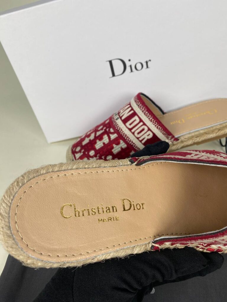 christian dior terlik nakisli kirmizi
