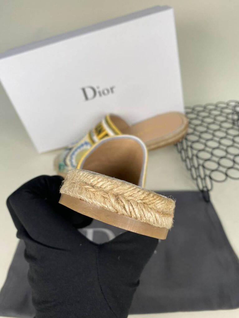 christian dior terlik nakisli sari