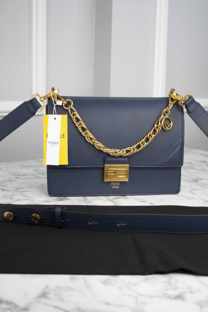 fendi canta kan u shoulder ithal lacivert 25x18.5x10 cm