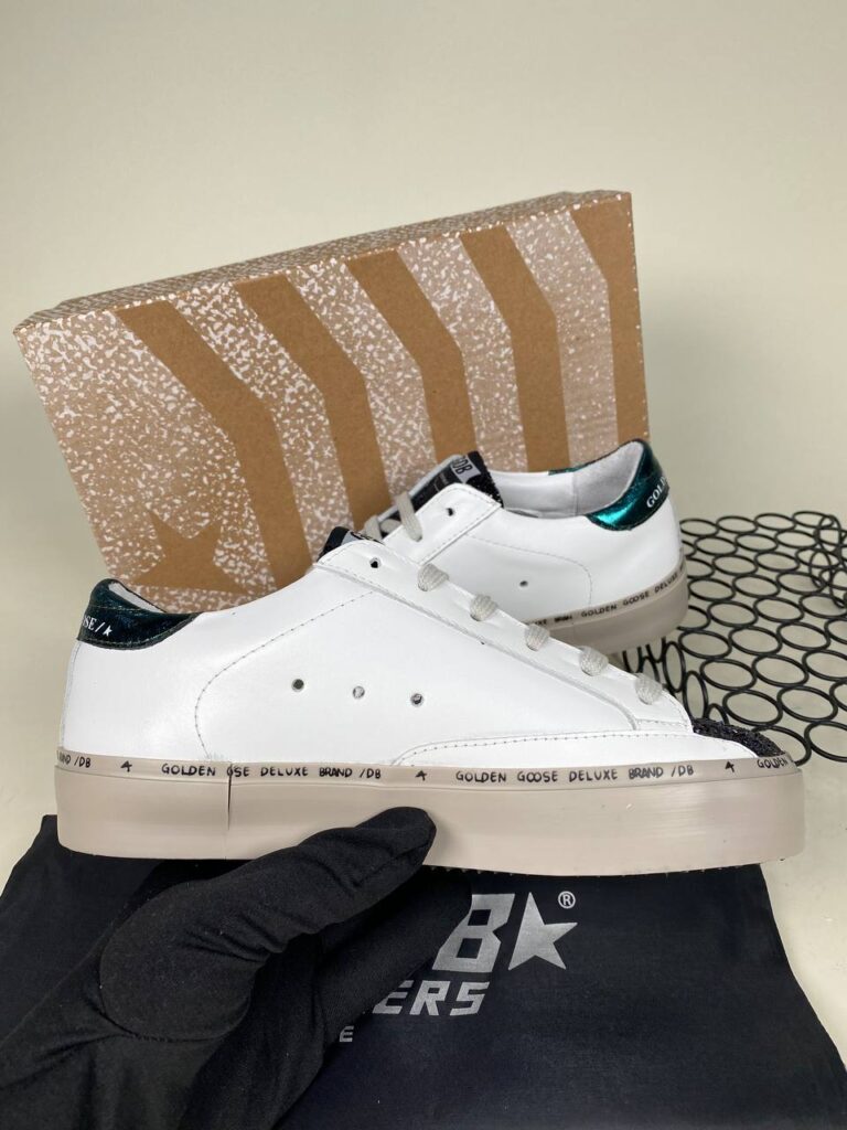 golden goose ayakkabi beyaz simli sneakers