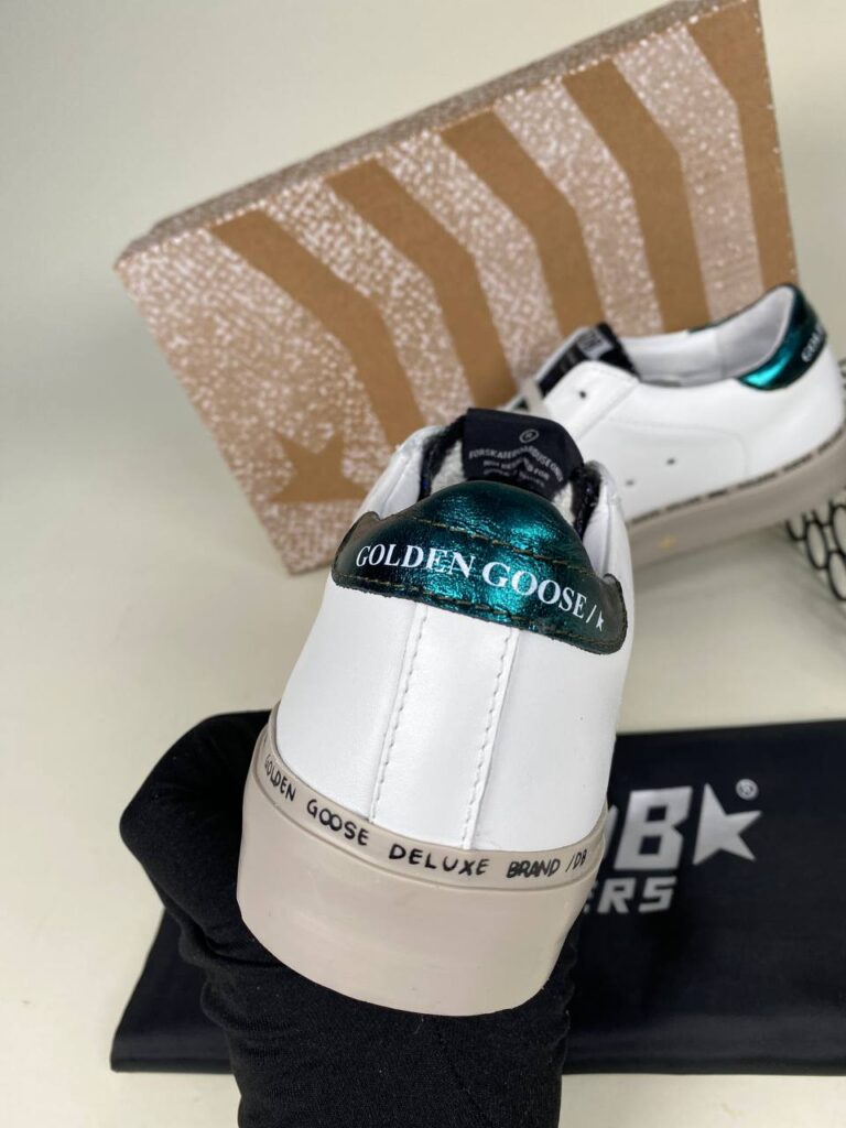 golden goose ayakkabi beyaz simli sneakers