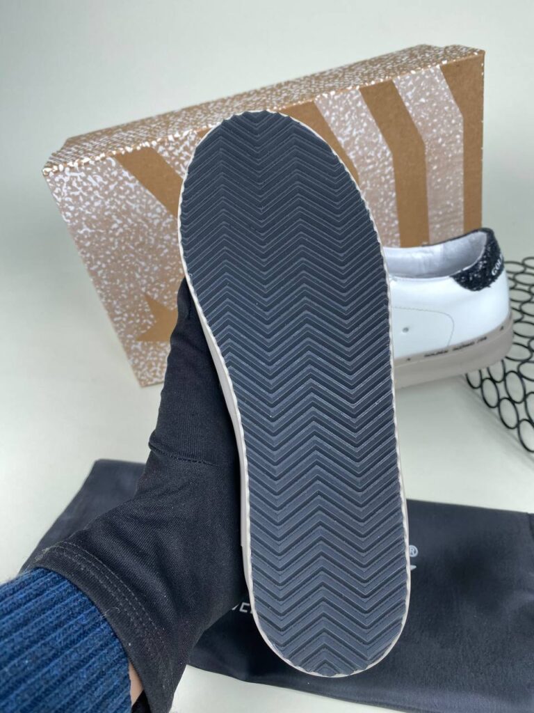 golden goose ayakkabi sneaker kadin beyaz siyah ithal