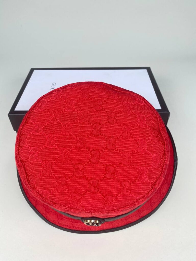 gucci sapka kirmizi standart beden