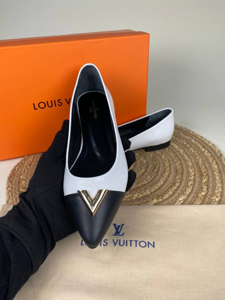 louis vuitton babet siyah beyaz gold tokali