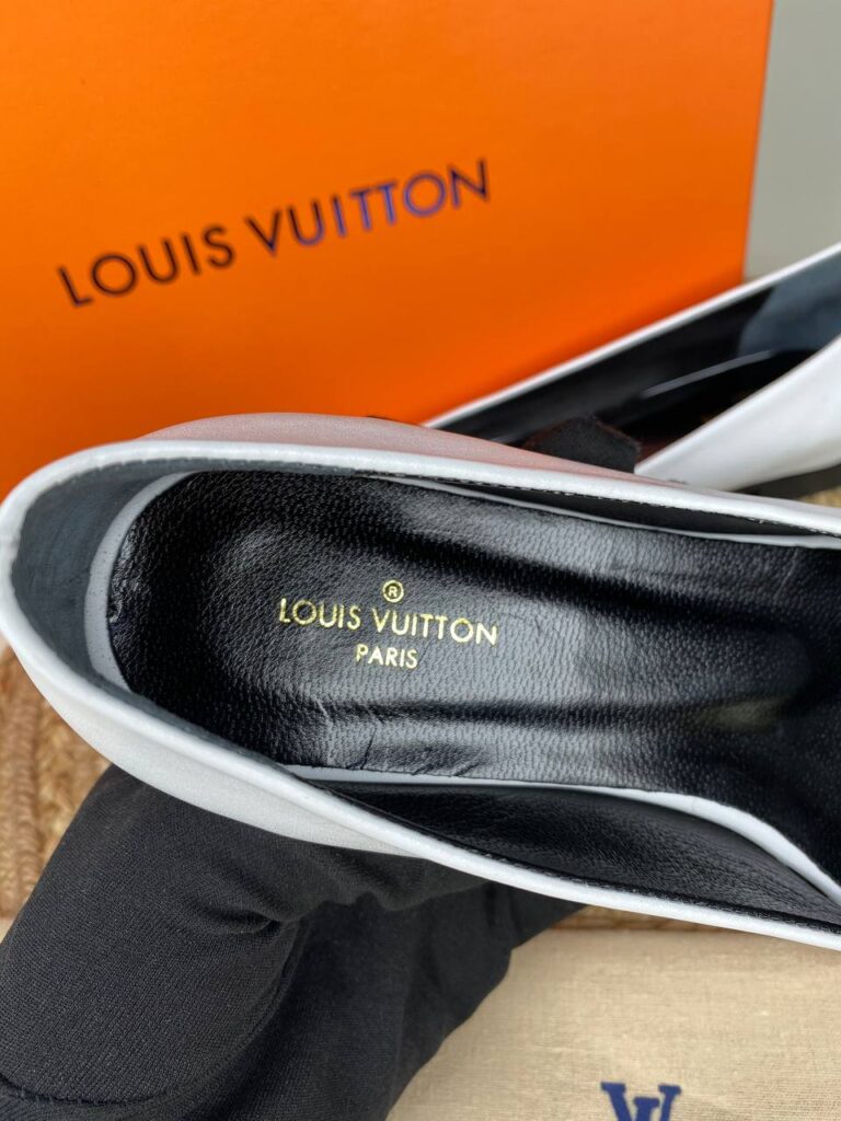 louis vuitton babet siyah beyaz gold tokali