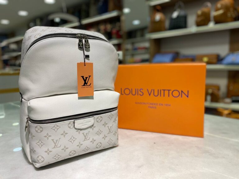 louis vuitton canta unisex beyaz sirt suni deri