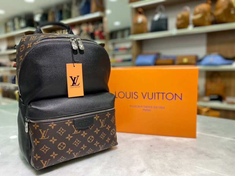 louis vuitton canta unisex siyah monogram sirt suni deri